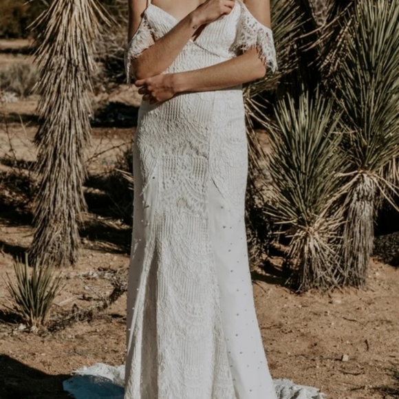 Daughters of Simone Badu Wedding Dress